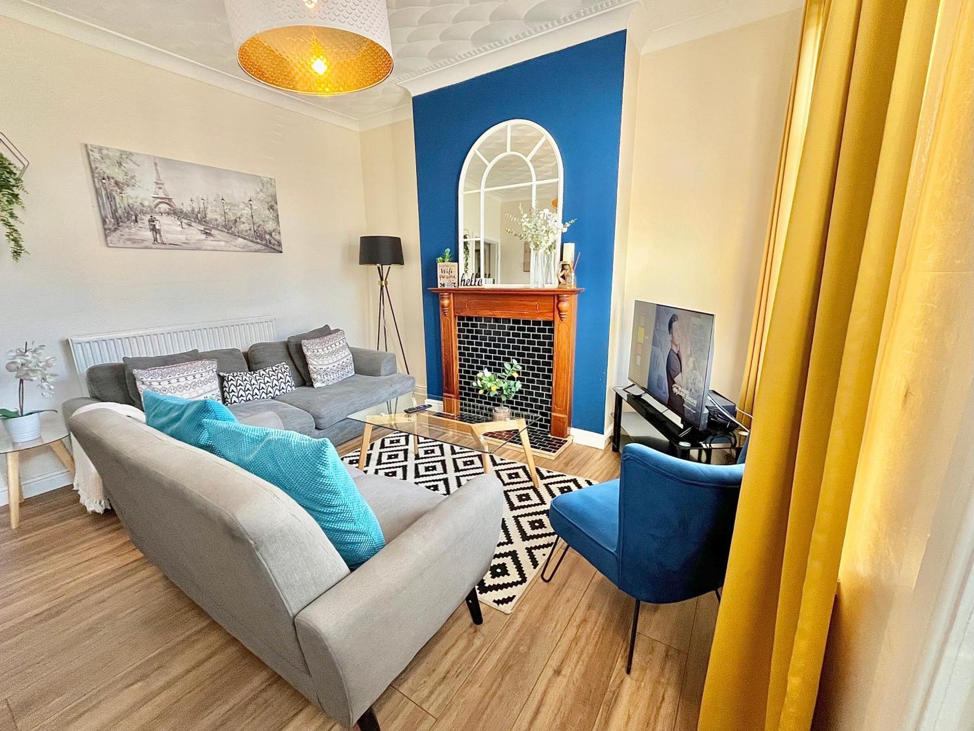 Summer Lane House-3 Bedrooms-Close To M1-Longer Stay-Free Parking バーンズリー エクステリア 写真
