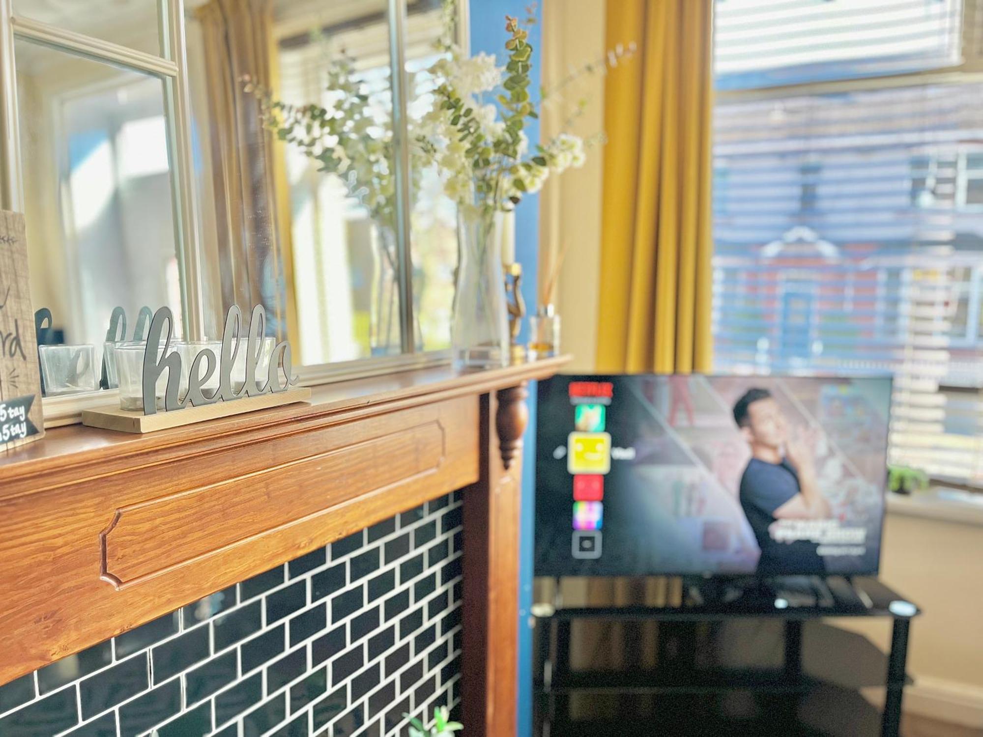 Summer Lane House-3 Bedrooms-Close To M1-Longer Stay-Free Parking バーンズリー エクステリア 写真