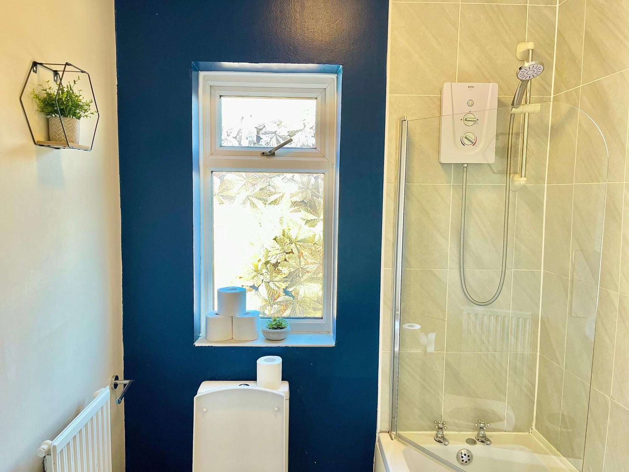 Summer Lane House-3 Bedrooms-Close To M1-Longer Stay-Free Parking バーンズリー エクステリア 写真